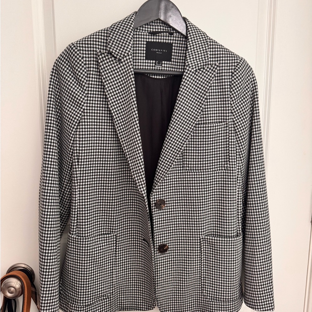 Black and White Houndstooth blazer